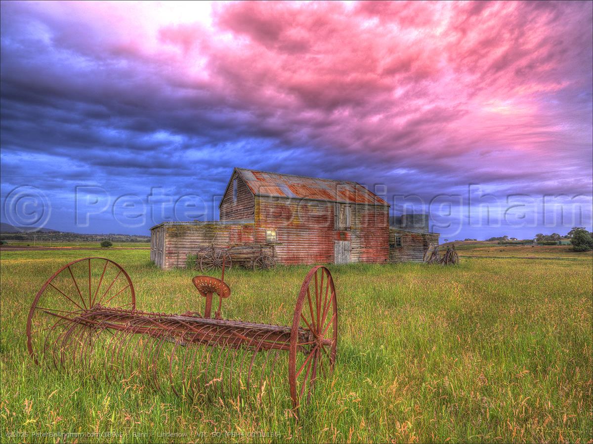 Peter Bellingham Photography Barn - Lindenow - VIC SQ (PBH4 00 11136)